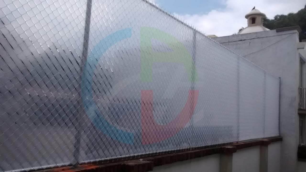 Delimitación con cinta plástica